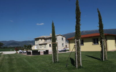Last second GIUGNO in Agriturismo con appartamenti vacanza in campagna a Montefalco