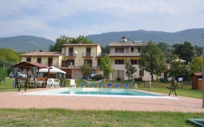 Affittacamere e appartamenti con piscina e parco giochi ad Assisi – Il Giardino di Francesco